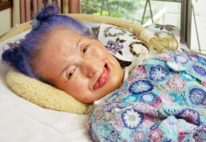 takai_left290px.jpg